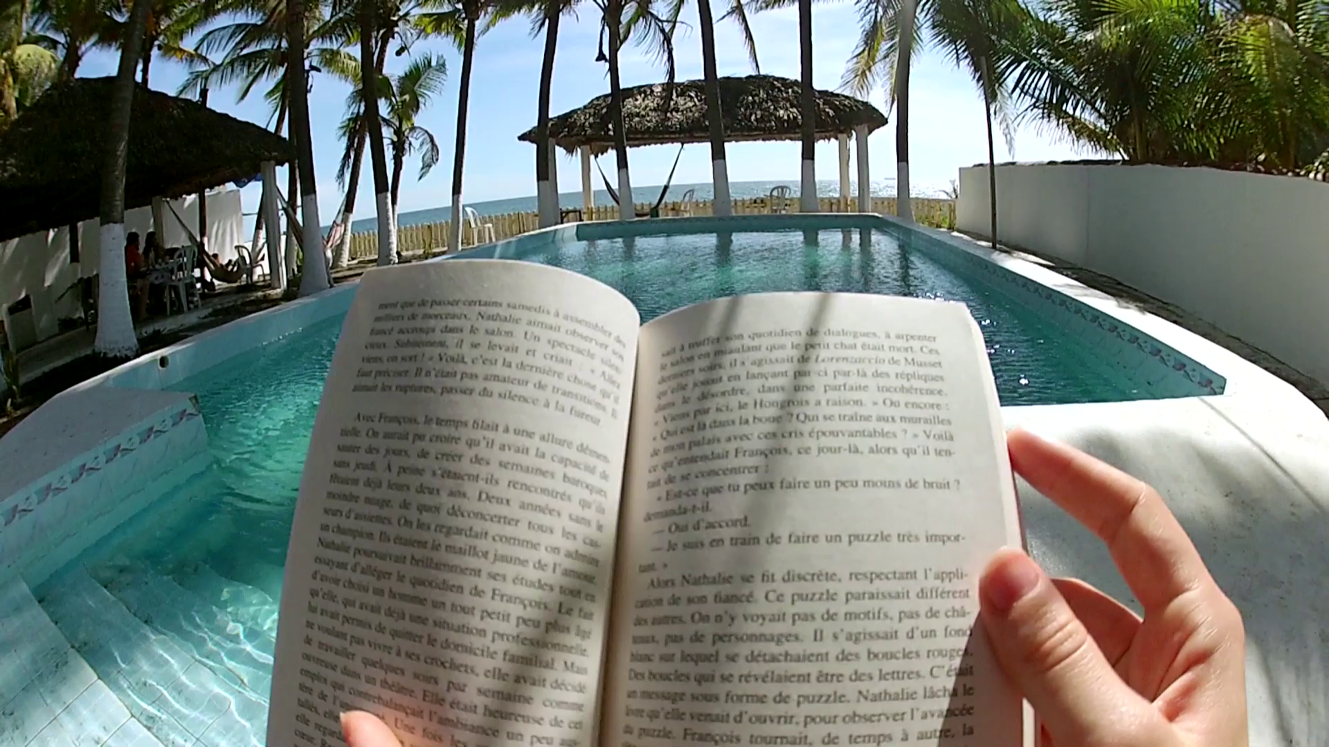 Pourquoi réaliser un Book Trailer ? TCHAVOLO PRODUCTIONSTCHAVOLO PRODUCTIONS Pourquoi réaliser un Book Trailer ? TCHAVOLO PRODUCTIONSTCHAVOLO PRODUCTIONS